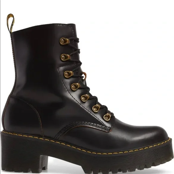 Dr MARTENS LEONA BLACK Vintage Smooth Size:8